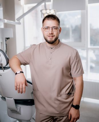  Оглиндэ Кристиан Анатольевич